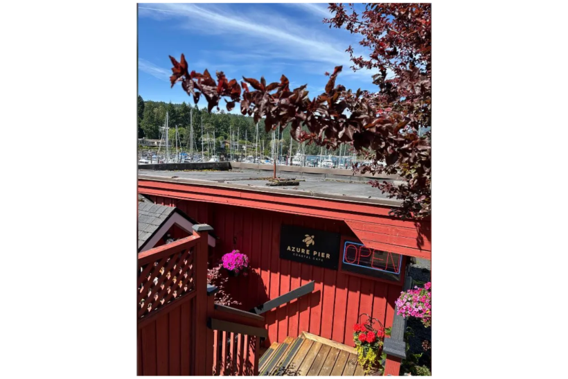 Server - Azure Pier - Brentwood Bay - Part-time